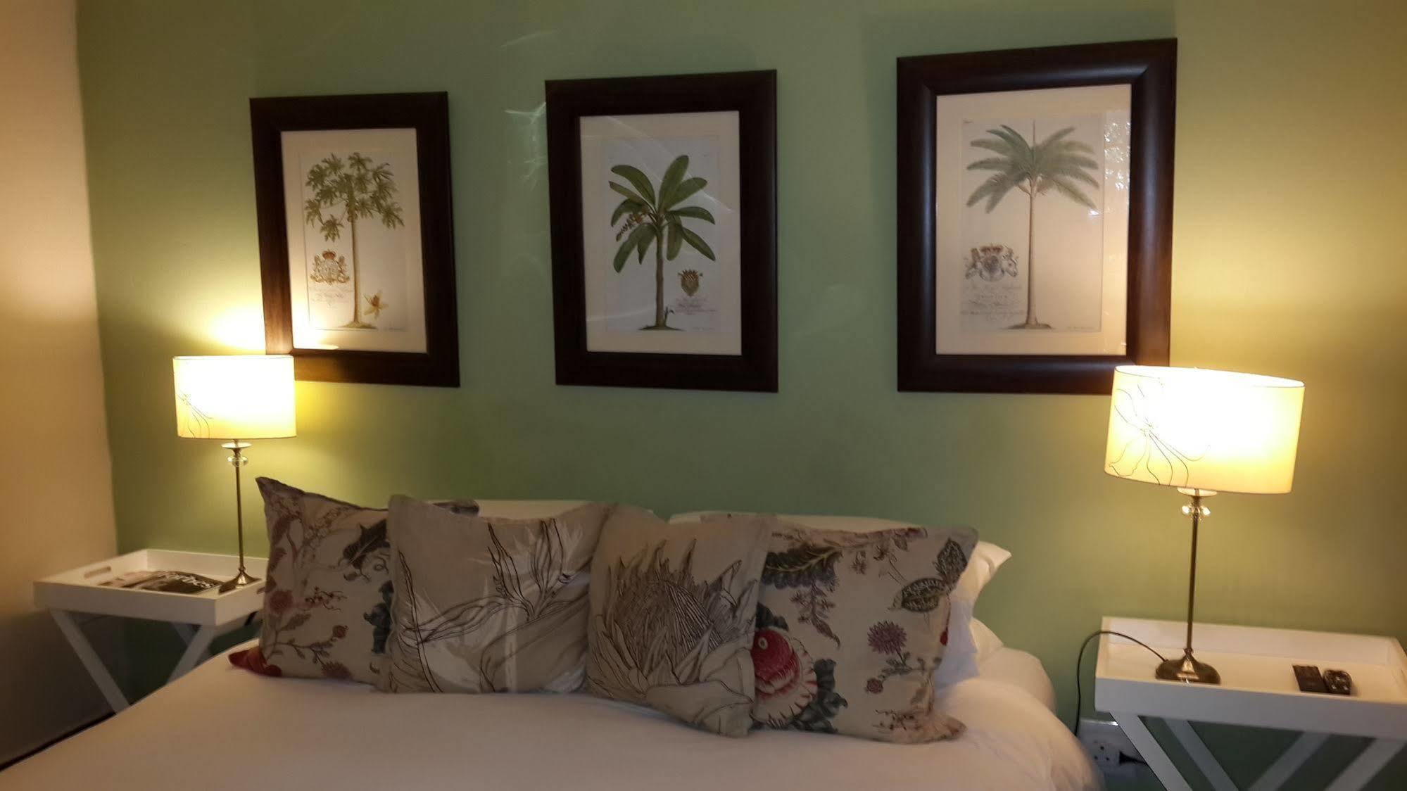 Khayamanzi Guesthouse Schoemanville Dış mekan fotoğraf
