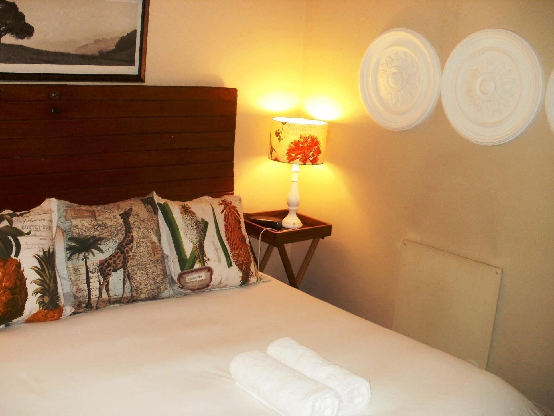 Khayamanzi Guesthouse Schoemanville Dış mekan fotoğraf
